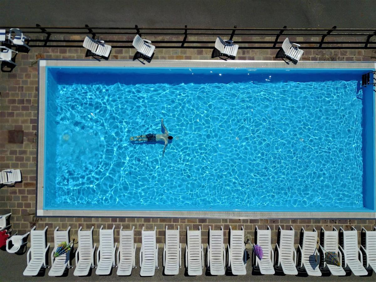Residence Catullo Bezzecca Dış mekan fotoğraf