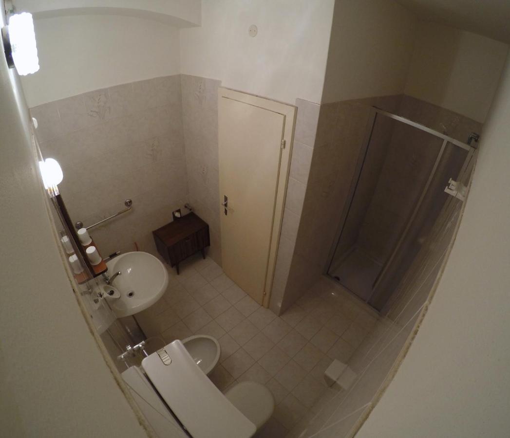 Residence Catullo Bezzecca Dış mekan fotoğraf
