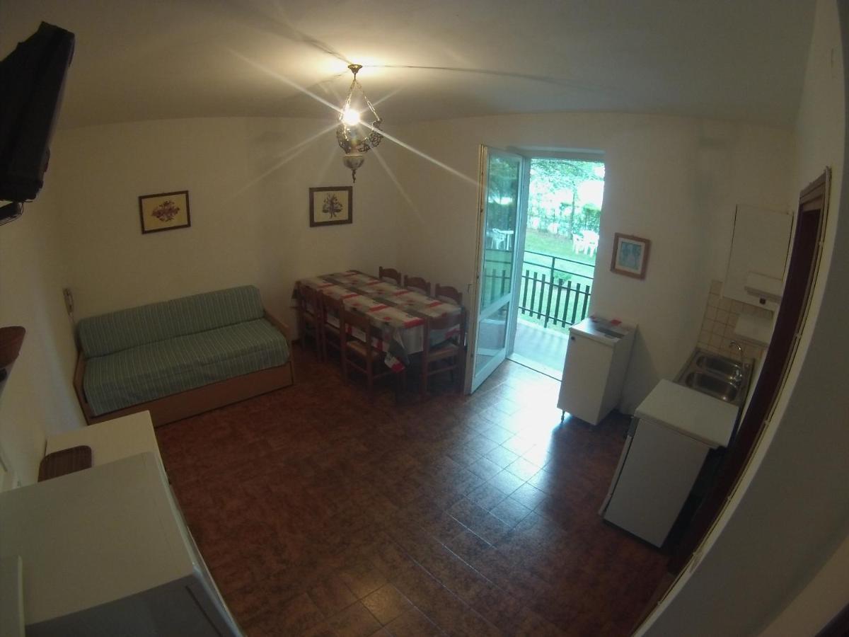 Residence Catullo Bezzecca Dış mekan fotoğraf