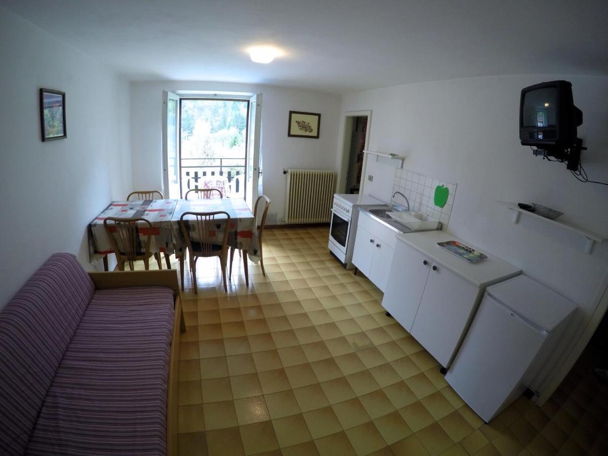 Residence Catullo Bezzecca Dış mekan fotoğraf