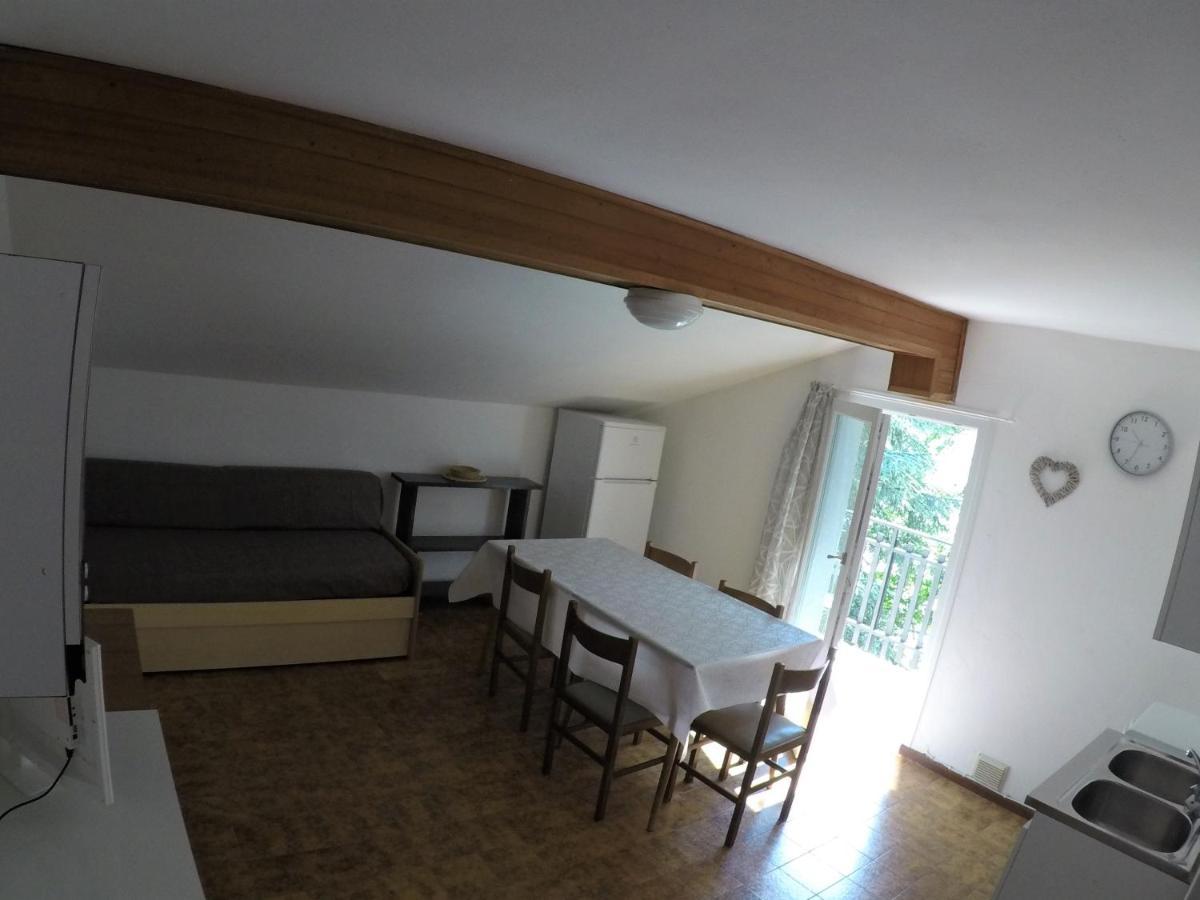Residence Catullo Bezzecca Dış mekan fotoğraf